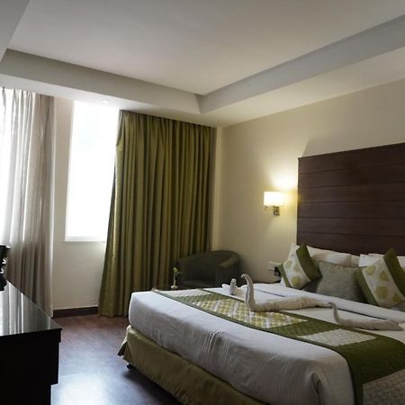 Hotel Aravali Heights Alwar Dış mekan fotoğraf