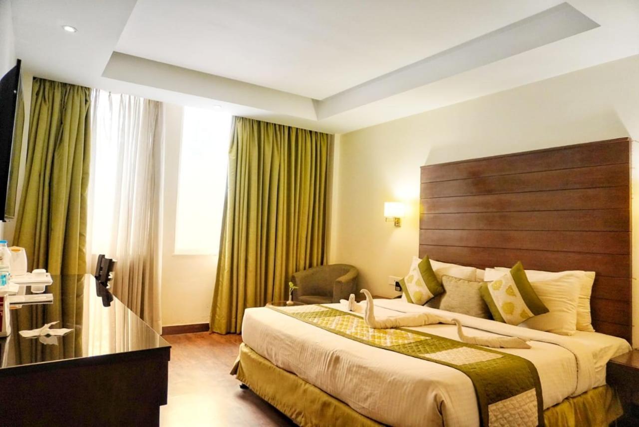 Hotel Aravali Heights Alwar Dış mekan fotoğraf
